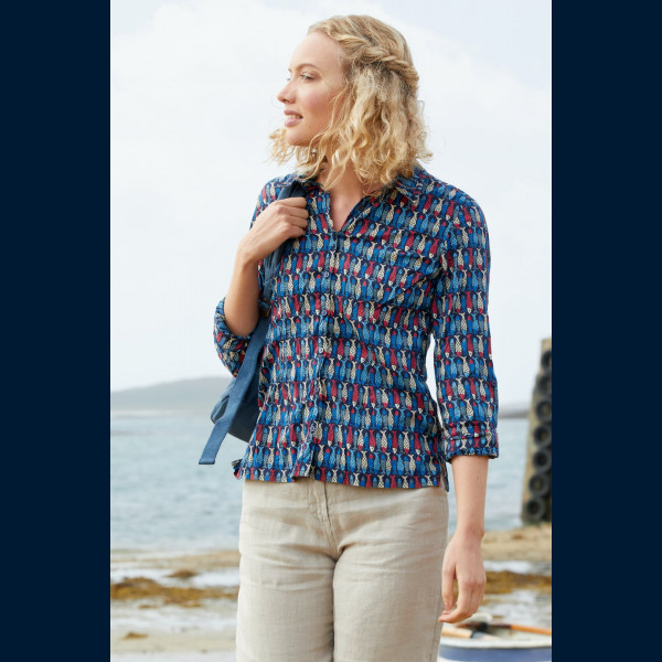 larissa shirt 1 1