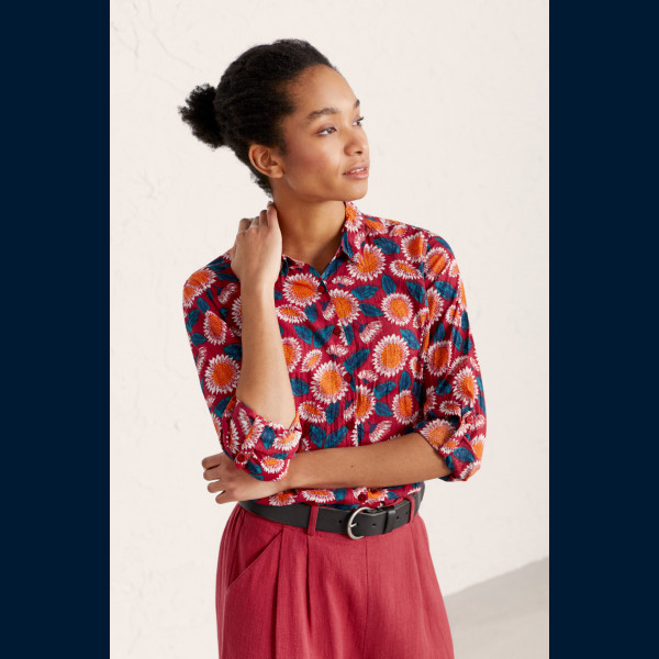 Larissa Shirt Scribbled Daisies Primula 3